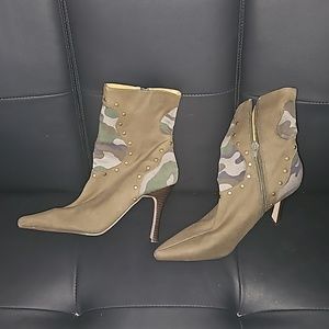 Camouflage booties